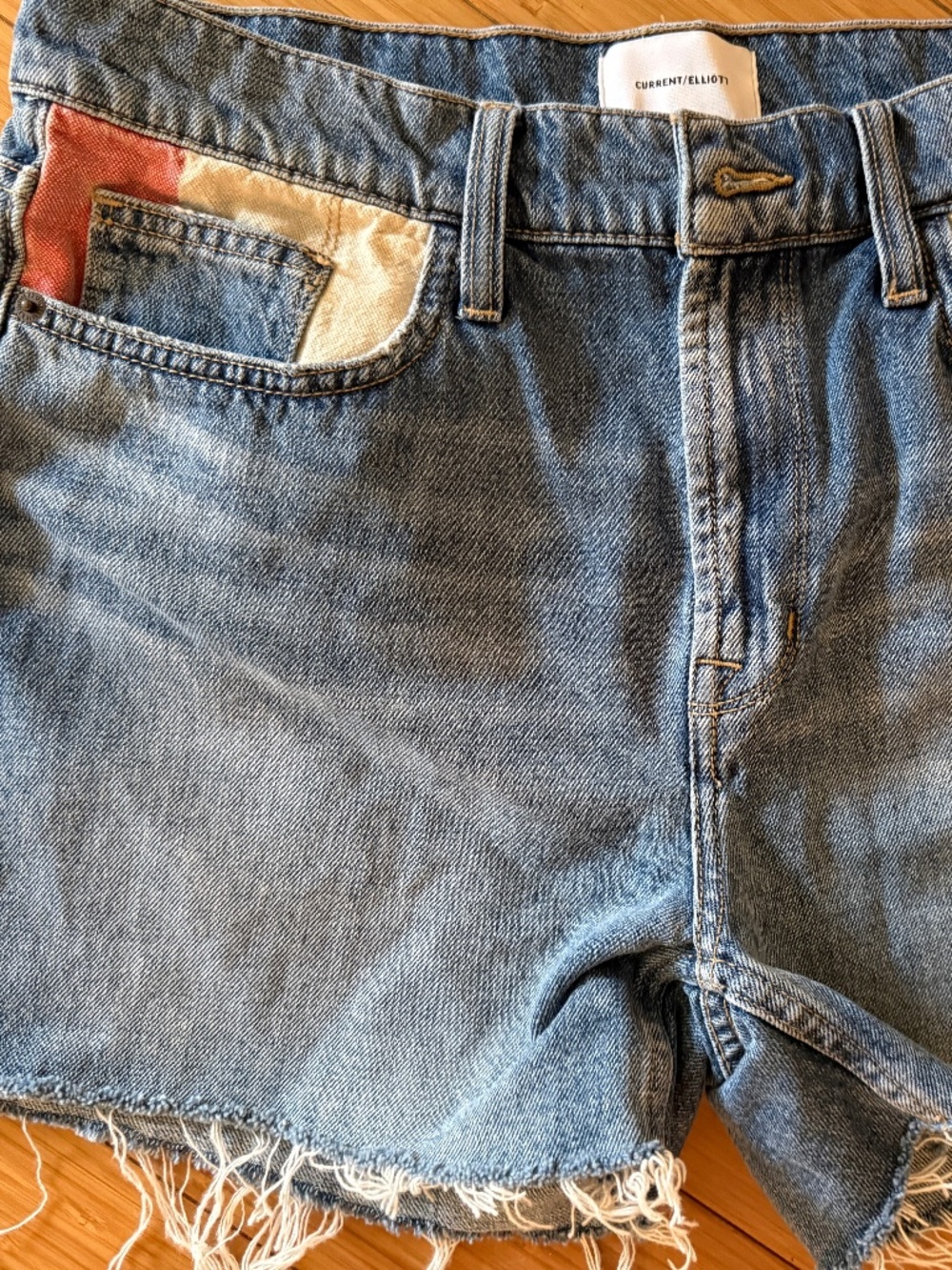 Current Elliott women’s denim shorts